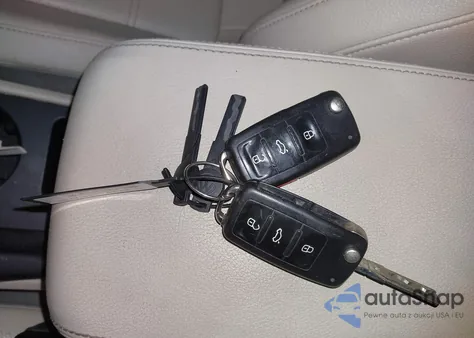 2015 Volkswagen Passat 1.8T Wolfsburg Edition from USA, damaged, VIN 1VWAT7A38FC046841